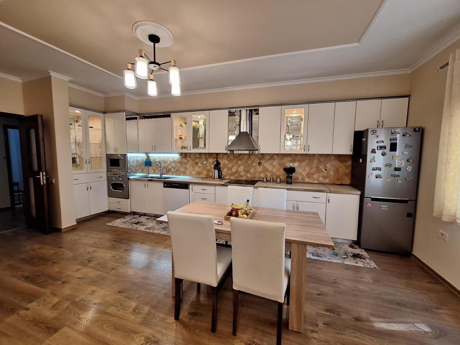 Alb Apartament Тирана Экстерьер фото